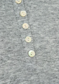 Shirts><noscript><img width=