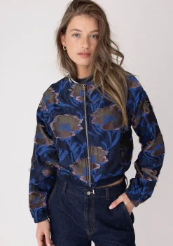 Blazers & Jasjes|Jassen><noscript><img width=