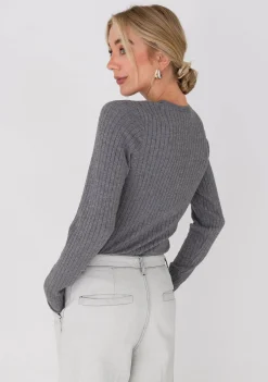 Truien><noscript><img width=