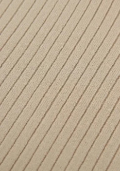 Truien><noscript><img width=