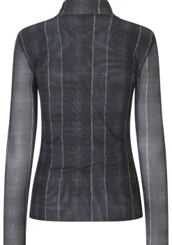 Shirts><noscript><img width=