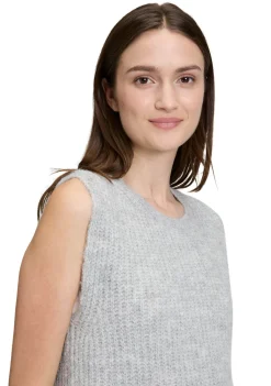 Truien><noscript><img width=