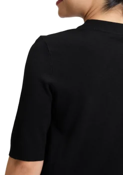 Truien><noscript><img width=