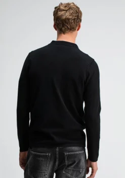 Polo's><noscript><img width=