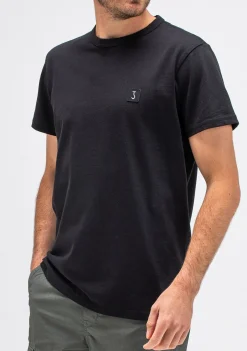 T-Shirts><noscript><img width=