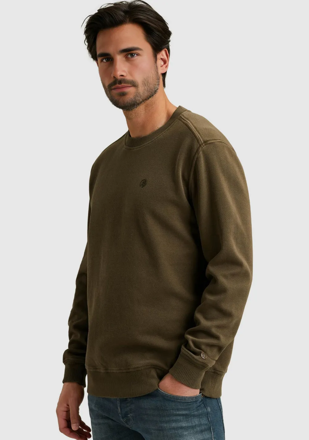 Truien>CAST IRON TRUI Groen