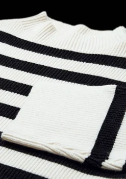 Truien><noscript><img width=