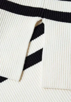 Truien><noscript><img width=