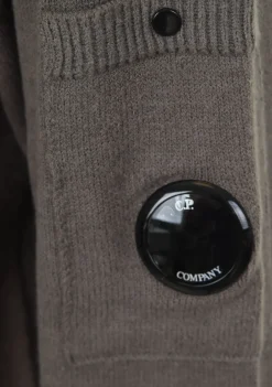 Truien><noscript><img width=