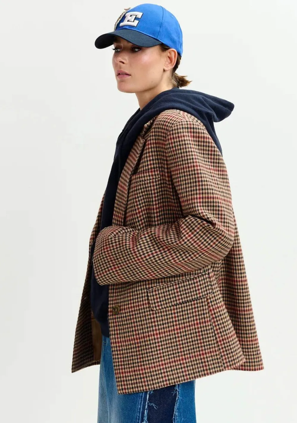 Blazers & Jasjes>ESSENTIEL ANTWERP BLAZER Bruin