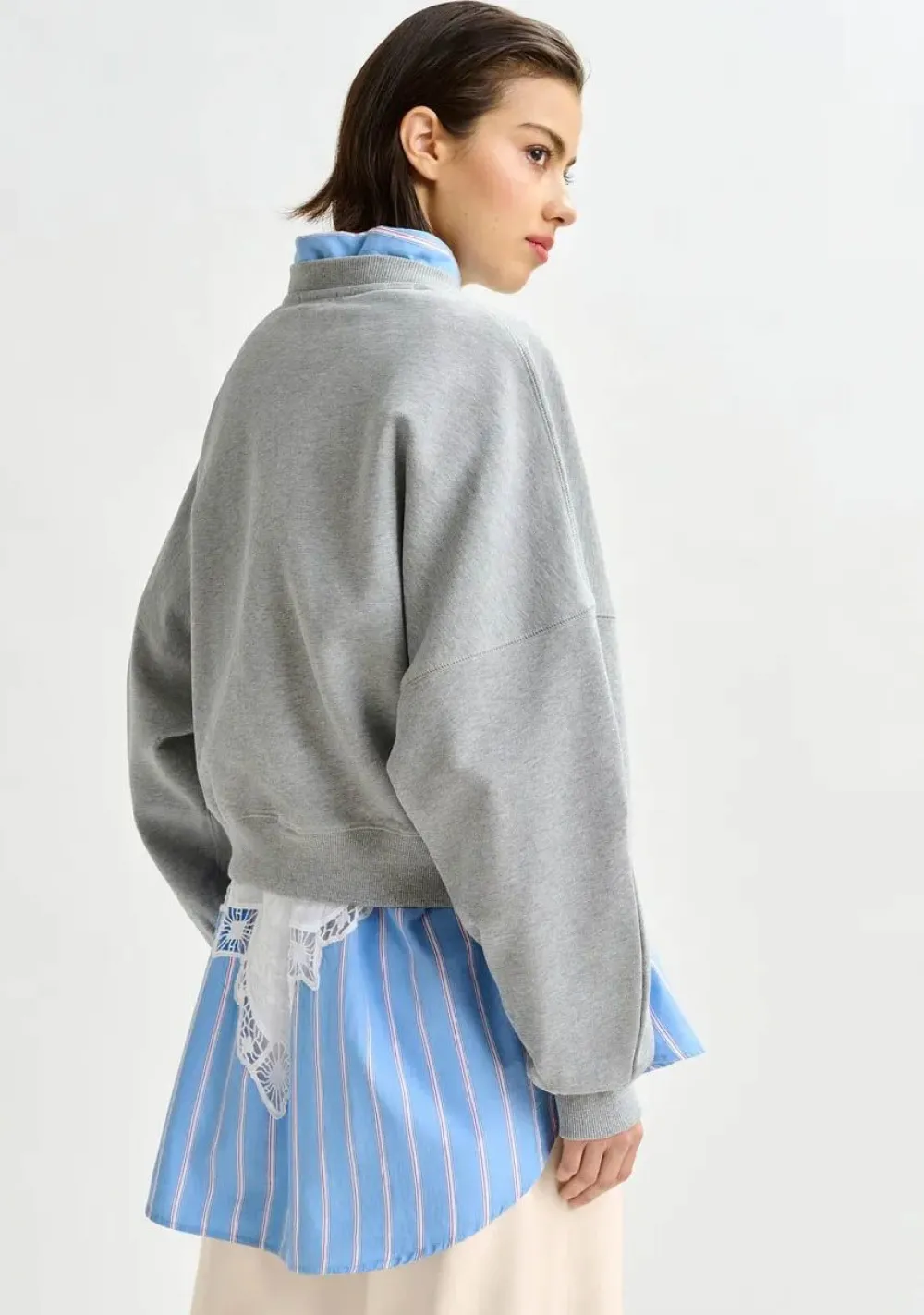 Truien|Sweaters>ESSENTIEL ANTWERP SWEATER Grijs