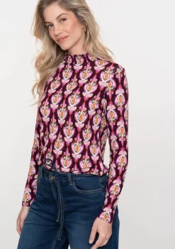 Shirts><noscript><img width=