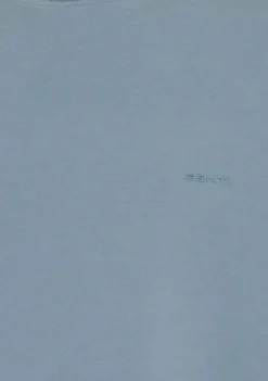 T-Shirts><noscript><img width=