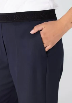 Broeken><noscript><img width=