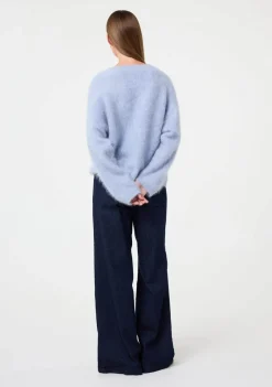 Truien><noscript><img width=