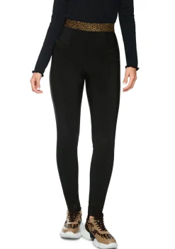 Broeken><noscript><img width=