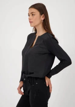 Blouses><noscript><img width=