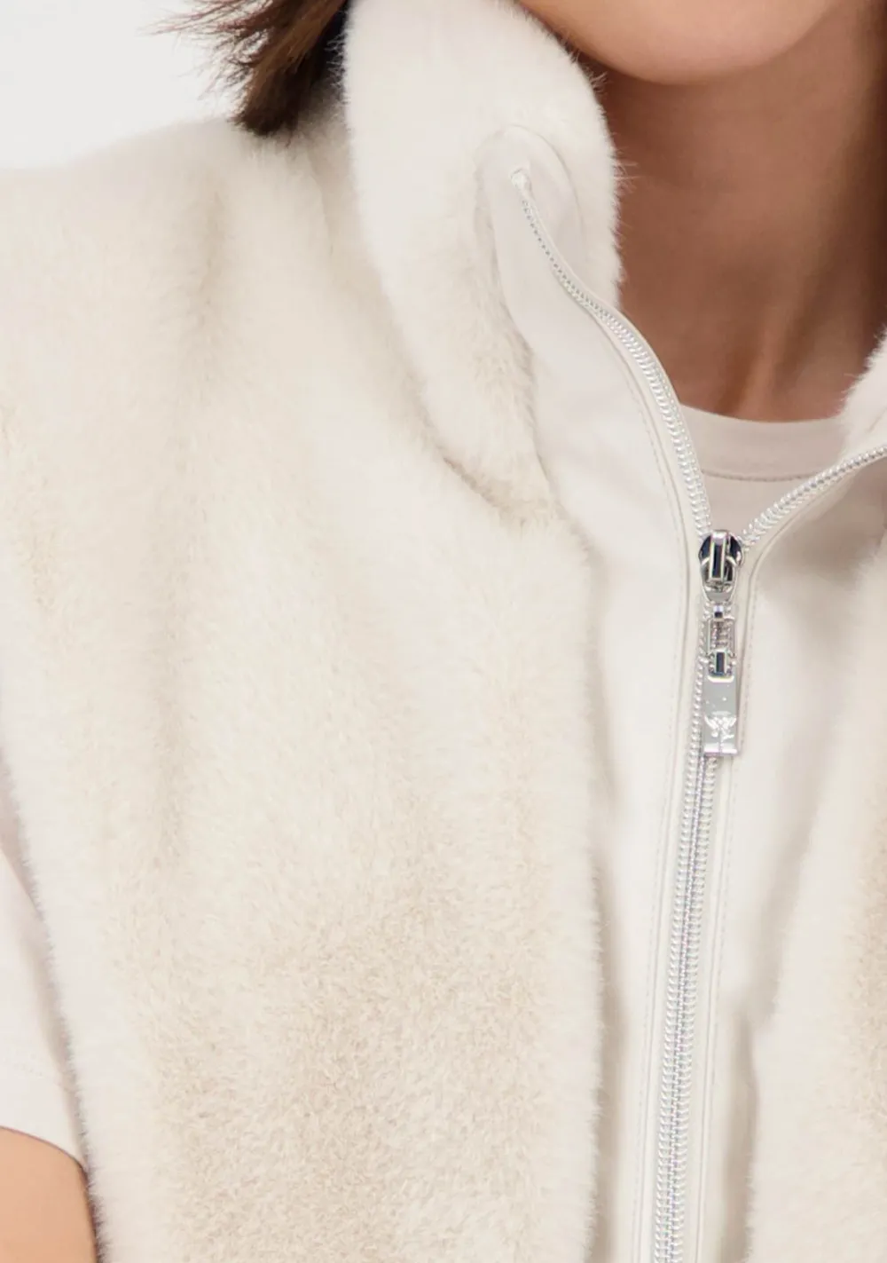 Jassen>MONARI BODYWARMER Off white