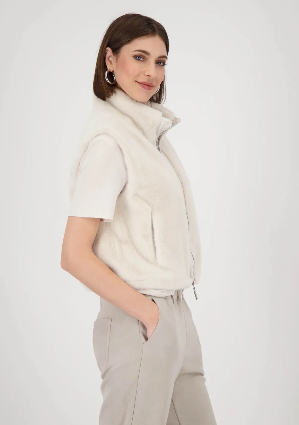 Jassen>MONARI BODYWARMER Off white