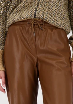 Broeken><noscript><img width=