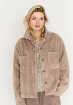 Blazers & Jasjes><noscript><img width=