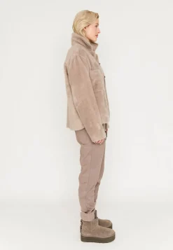 Blazers & Jasjes><noscript><img width=