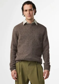 Truien><noscript><img width=