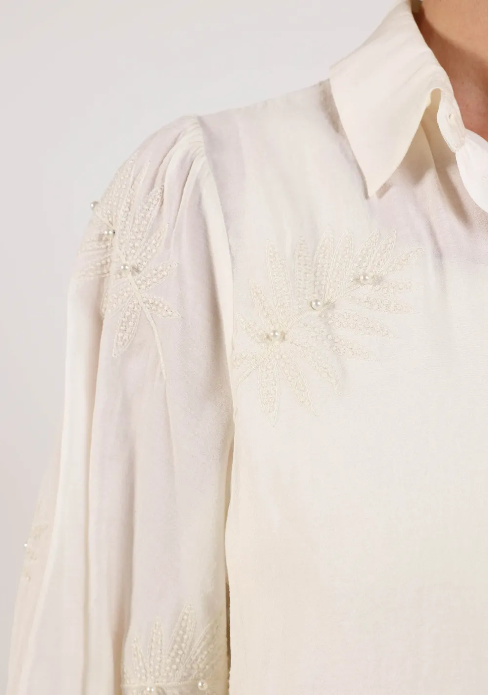 Blouses>NUKUS BLOUSE Off white