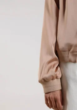 Blazers & Jasjes|Jassen><noscript><img width=