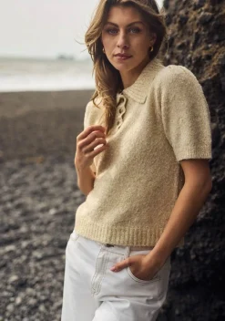 Truien><noscript><img width=