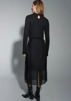 Rokken><noscript><img width=