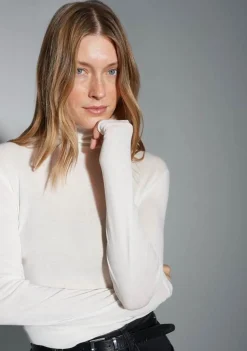 Shirts><noscript><img width=