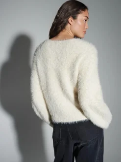 Truien><noscript><img width=