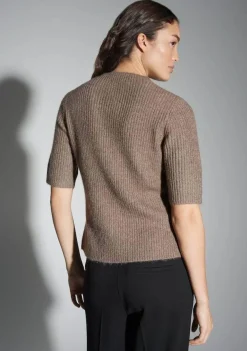 Truien><noscript><img width=