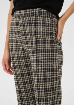 Broeken><noscript><img width=