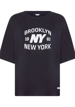 Shirts><noscript><img width=