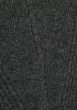 Truien><noscript><img width=