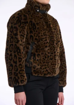 Blazers & Jasjes><noscript><img width=