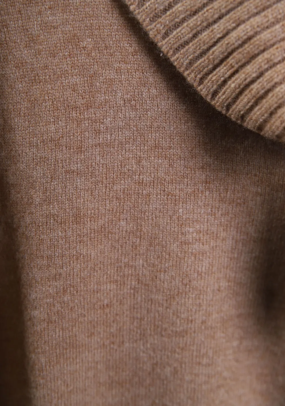 Truien>ROBERTO SARTO COLTRUI Beige