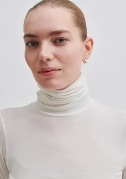 Shirts><noscript><img width=