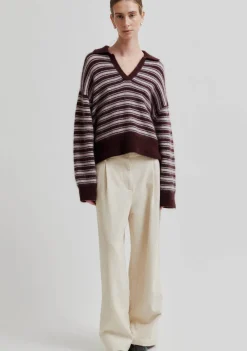 Truien>SECOND FEMALE TRUI Rood