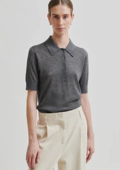 Truien><noscript><img width=