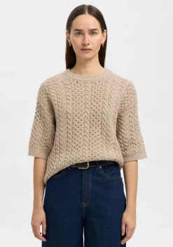 Truien><noscript><img width=