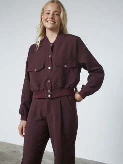 Blazers & Jasjes>SISTERS POINT JASJE Rood