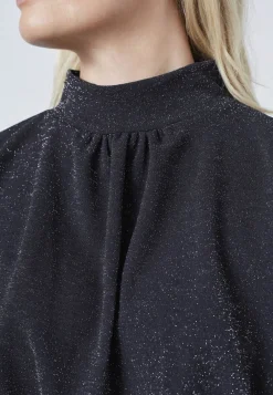 Jumpsuits><noscript><img width=