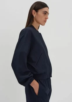 Blazers & Jasjes|Jassen><noscript><img width=