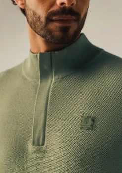 Truien><noscript><img width=