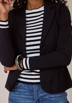 Blazers & Jasjes><noscript><img width=