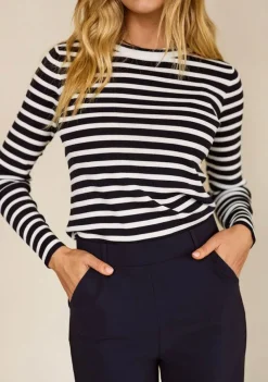 Shirts><noscript><img width=