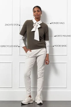 Truien><noscript><img width=